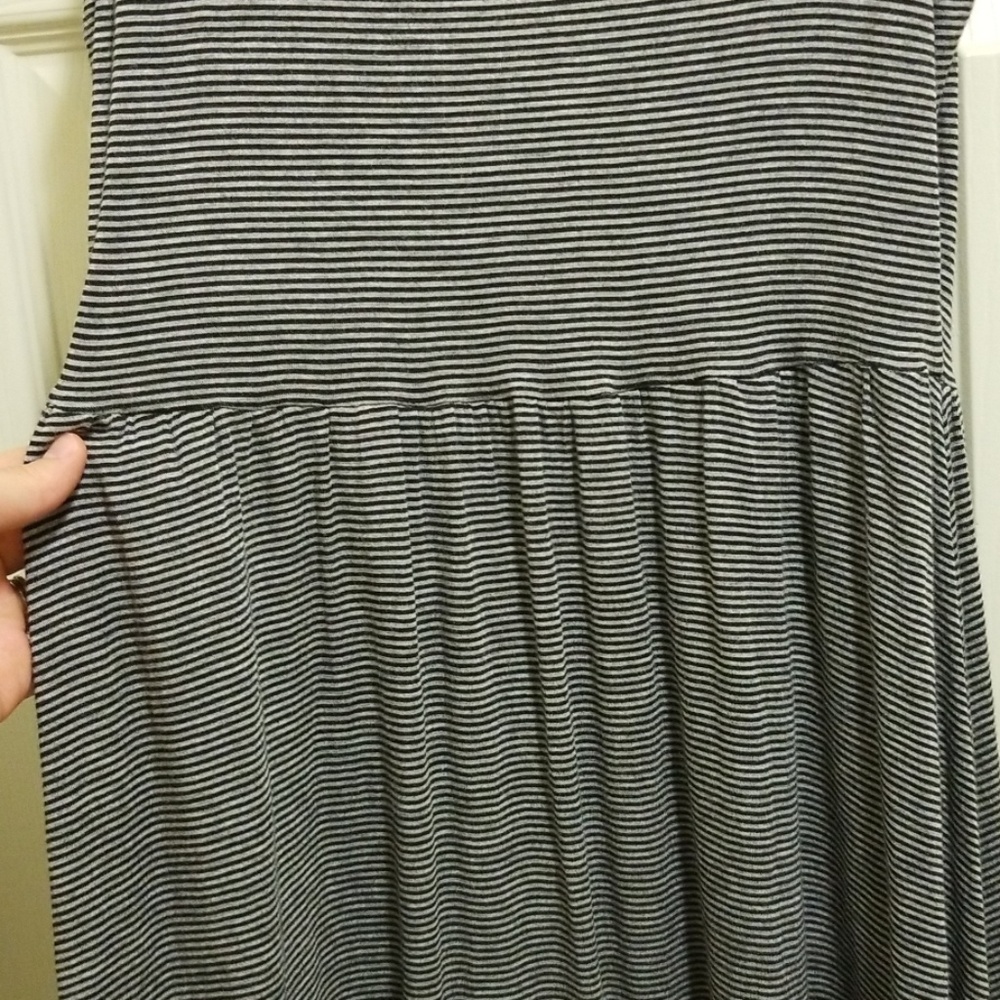 Like New 🖤 Skater Dress - Picture 4 of 5